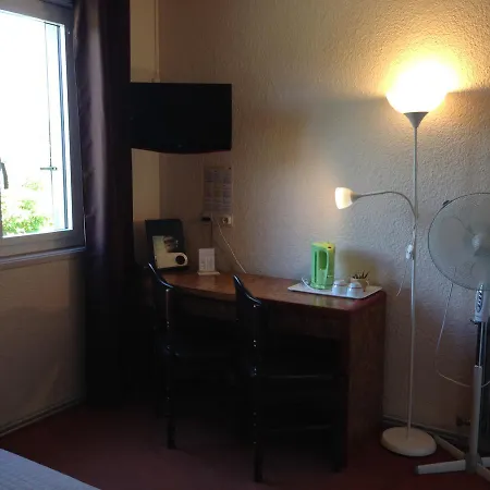 Chez La Mere Depalle Hotel